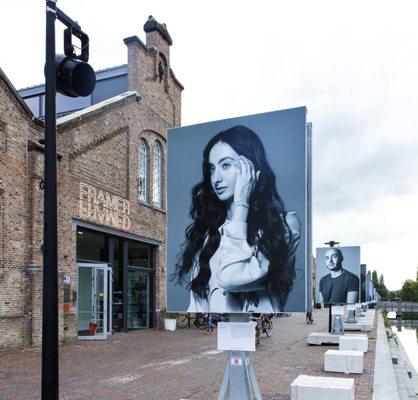 Framer Framed by null