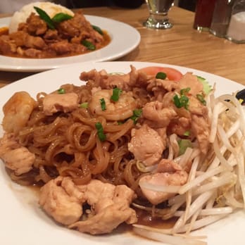 Royal Angkor Restaurant - House Pad Thai - so delicious! - Cambodian Near Me - Kingston, Ontario Royal Angkor Restaurant - House Pad Thai - so delicious! - Cambodian Near Me - Kingston, Ontario