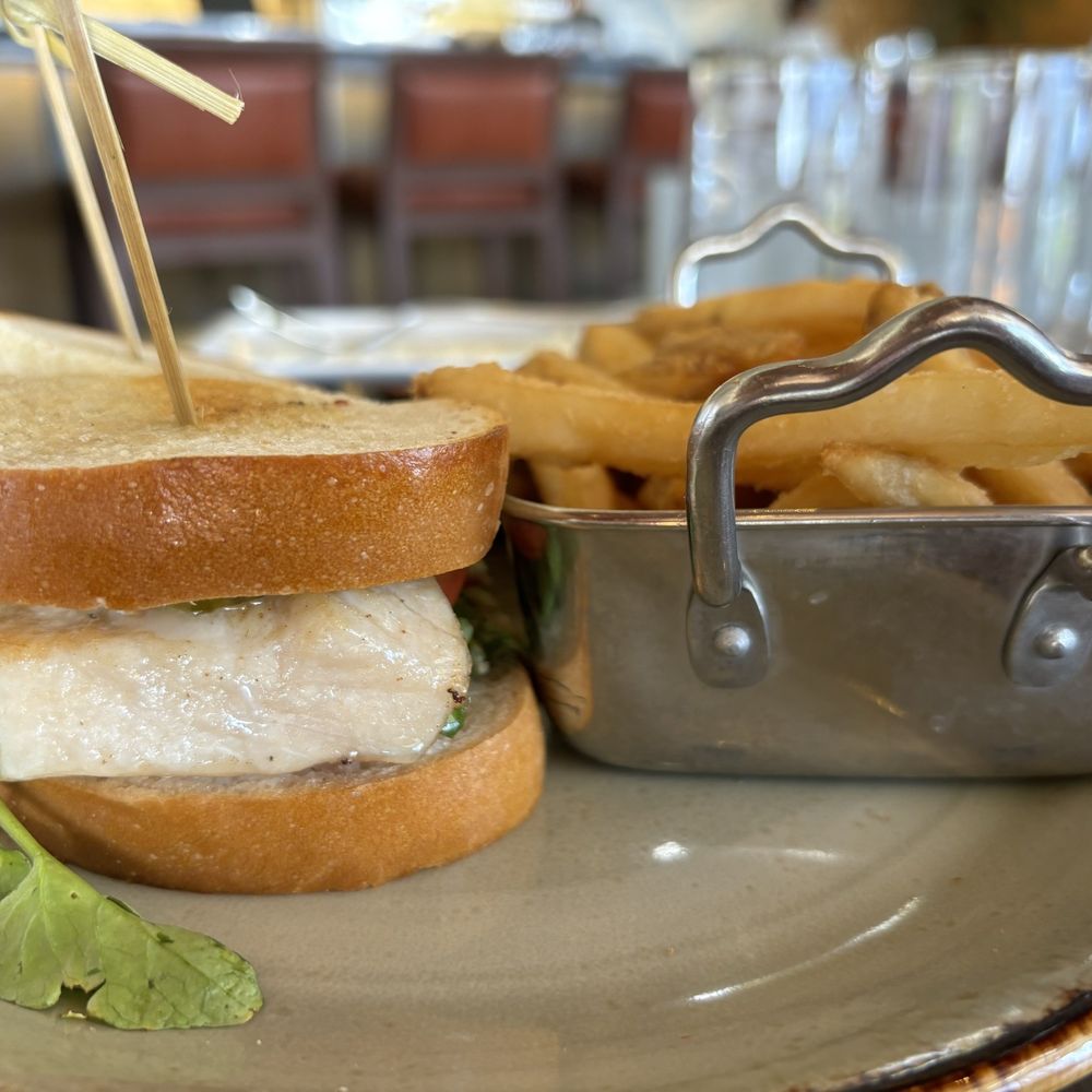 Wai'olu Ocean Cuisine - Grilled Fish Sandwich - Sushi Bars Near Me - Honolulu, Hawaii Wai'olu Ocean Cuisine - Grilled Fish Sandwich - Sushi Bars Near Me - Honolulu, Hawaii