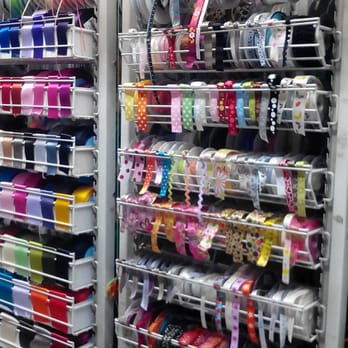 Mercerie 3 - Knitting Supplies Near Me - Lyon, 69 Mercerie 3 - Knitting Supplies Near Me - Lyon, 69
