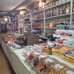 The Old Country Store & Museum