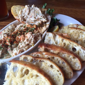 Topside Bar & Grill - Crab and artichoke dip appetizer - American Near Me - Steilacoom, Washington