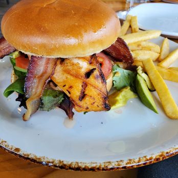 Skates On The Bay - Seafood Near Me - Berkeley, California
