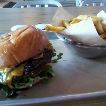 Little Stack Haystack Burgers - the classic burger - Burgers Near Me - Richardson, Texas