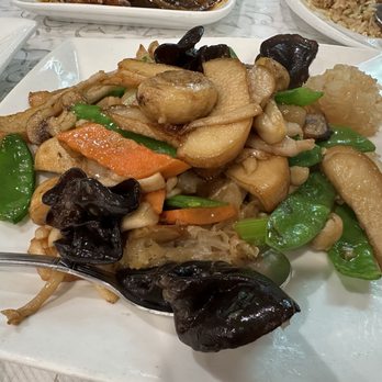 R & G Lounge - Mixed Vegetables with Mushrooms 荷芹鮮雜菌 - Seafood Near Me - San Francisco, California R & G Lounge - Mixed Vegetables with Mushrooms 荷芹鮮雜菌 - Seafood Near Me - San Francisco, California