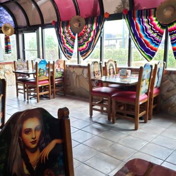 Viva Guacamole - Interior Shot Of Viva Guacamole!! - Mexican Near Me - Livingston, New Jersey Viva Guacamole - Interior Shot Of Viva Guacamole!! - Mexican Near Me - Livingston, New Jersey
