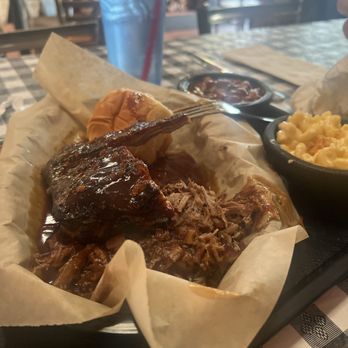 Britt's BBQ and Catering - Baby Back Ribs - Barbeque Near Me - El Segundo, California Britt's BBQ and Catering - Baby Back Ribs - Barbeque Near Me - El Segundo, California