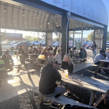 Comal Crawfish Company - Back patio is spacious - Cajun/Creole Near Me - New Braunfels, Texas Comal Crawfish Company - Back patio is spacious - Cajun/Creole Near Me - New Braunfels, Texas