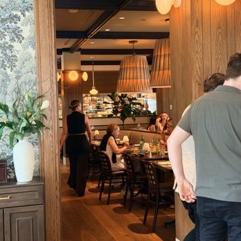 The Henry - New American Near Me - Wilmette, Illinois