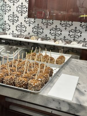 Kilwins Ice Cream - Chocolate - Fudge by null