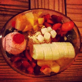 Outdoor Café - Fruit bing soo - Desserts Near Me - Chicago, Illinois