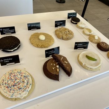 Crumbl - Vienna - July 2021 cookie display - Bakeries Near Me - Vienna, Virginia Crumbl - Vienna - July 2021 cookie display - Bakeries Near Me - Vienna, Virginia