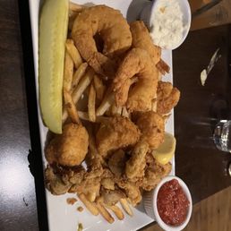 Fried Seafood Platter Fried Seafood Platter
