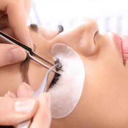 Krystal Nail And Beauty Salon