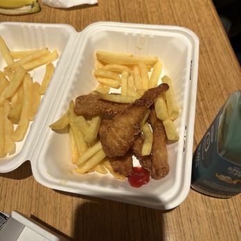 Tea N Takeaway - Fish and Chips - Thai Near Me - Grindelwald, BE Tea N Takeaway - Fish and Chips - Thai Near Me - Grindelwald, BE