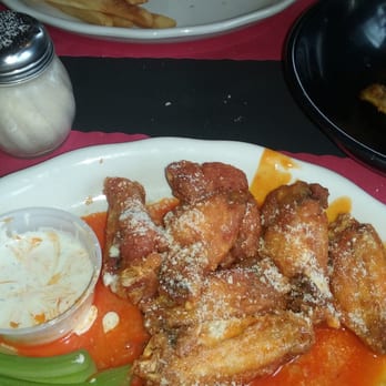 Jeremy's Belview - I asked for Parm to shake on them it was really good - American Near Me - Jamestown, New York