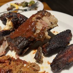 The Bay - Dry bbq ribs with sauce that seemed to have been sitting on them for awhile.