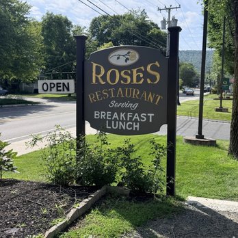 Roses Restaurant - Breakfast & Brunch Near Me - Lee, Massachusetts Roses Restaurant - Breakfast & Brunch Near Me - Lee, Massachusetts