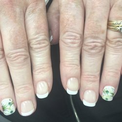 E&R Nails Salon