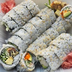 Sushi Bong - Salmon Skin Roll, California Roll & White Tuna Roll https://www.instagram.com/the.wanderin.foodie/