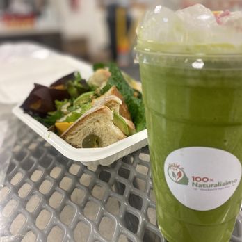 Cien 100% Naturalisimo - Seitan Club & Tropical Smoothie - Vegan Near Me - Berwyn, Illinois