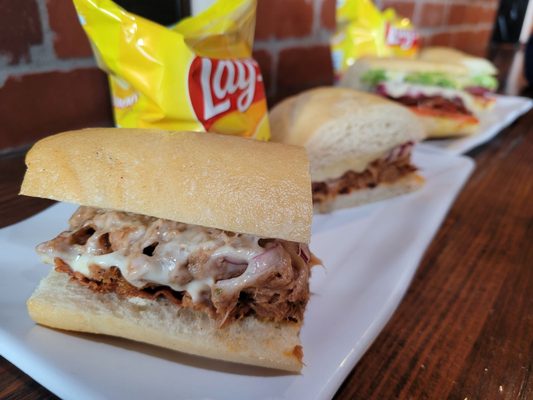 Guy's for Lunch by null