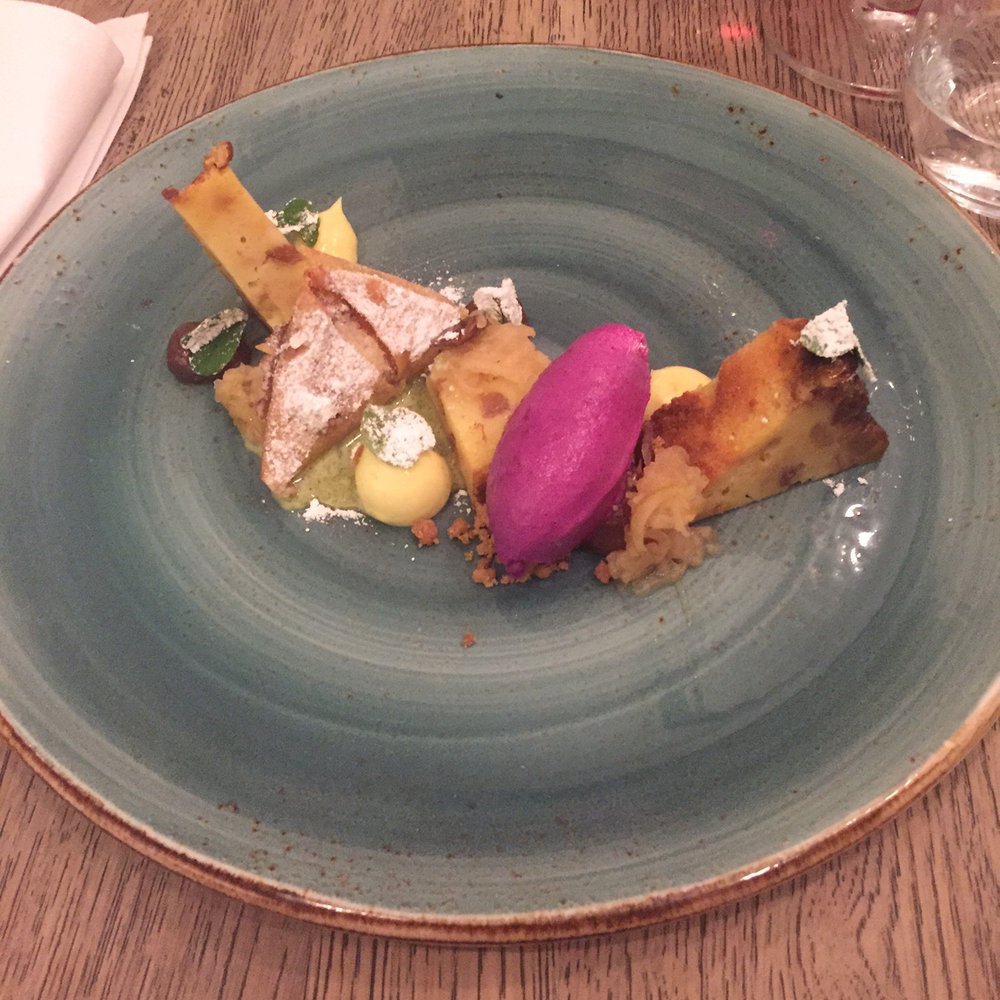 Bistro kok au vin - Restaurants Near Me - Bruges, VWV