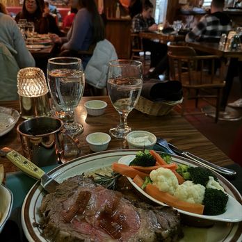 Captains Anchorage - prime rib medium cooked - Seafood Near Me - Big Bear Lake, California Captains Anchorage - prime rib medium cooked - Seafood Near Me - Big Bear Lake, California
