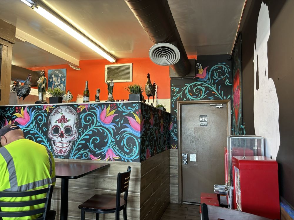 Santiagos Taco Shop