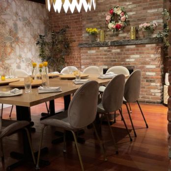 Yara - dining room - Lebanese Near Me - New York, New York