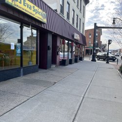 JJ Eva Spice - Outside front of business