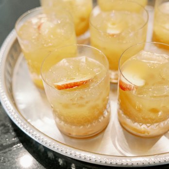 Limelight Catering - Wedding Signature Cocktail by Limelight Catering. (Photo by Olivia Leigh Photographie) - Caterers Near Me - Chicago, Illinois