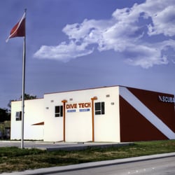 Dive Tech Scuba Lessons & Gear