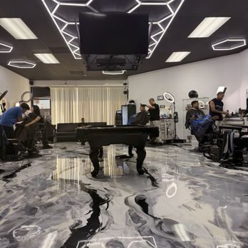 Plugged La Cutz - Inside the shop - Barbers Near Me - Los Angeles, California
