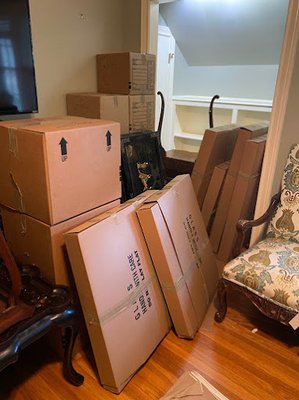 Local and Long Distance Moves - Moving your entire house yourself can be extremely stressful.  Even the most prepared move can feel like an ordeal.  American Pride can help you move so seamlessly that you might even enjoy it!  Our friendly staff provides every moving service you could possibly need: providing boxes, packing, unpacking, and moving.

Once you move with American Pride, you'll never go back to doing it yourself!