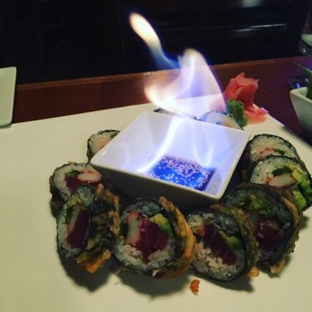 Sushi Nest - Sushi Bars Near Me - Elmhurst, Illinois