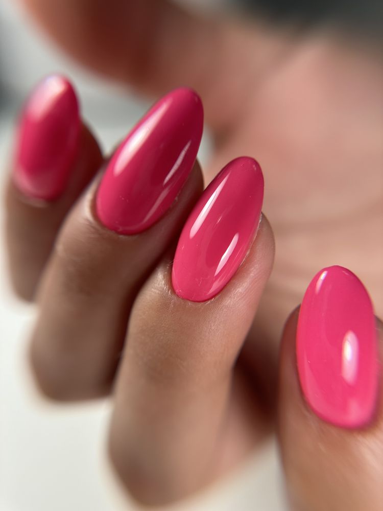 Top Coat Nail Spa Logo