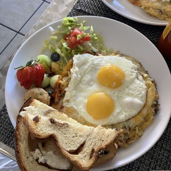 Cafe Lush - Breakfast pizza - Cafes Near Me - Albuquerque, New Mexico