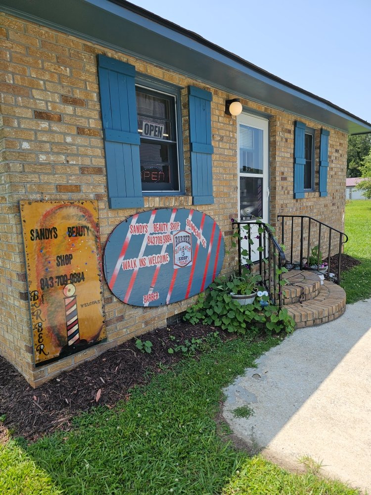 Sandy's Beauty Shop Logo