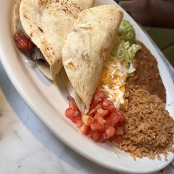 Chuy's - Mixed tacos plate - Tex-Mex Near Me - Austin, Texas Chuy's - Mixed tacos plate - Tex-Mex Near Me - Austin, Texas