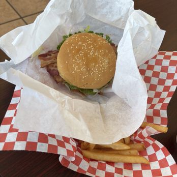Cloud 9 Burgers - Bacon Cheese Burger - Burgers Near Me - Bellevue, Washington