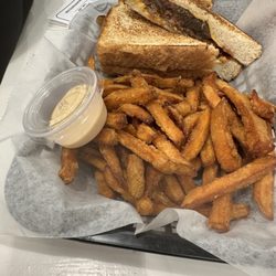 BurgerStrasse - Party melt and Sides - Sweet Potato Fries
