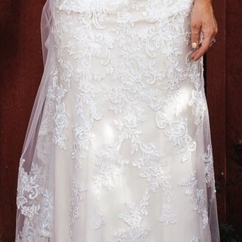 Donna Beth Creations - This is one of many pictures that display the horrible bunching post alterations - Sewing & Alterations Near Me - Denver, Colorado