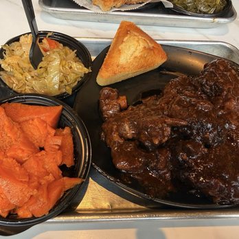 Cornbread - Newark - This is the oxtail dinner with yams, cabbage, and cornbread - Southern Near Me - Newark, New Jersey Cornbread - Newark - This is the oxtail dinner with yams, cabbage, and cornbread - Southern Near Me - Newark, New Jersey
