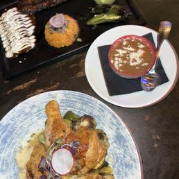 Pollo Totonil and Steak Tampiquena with beans