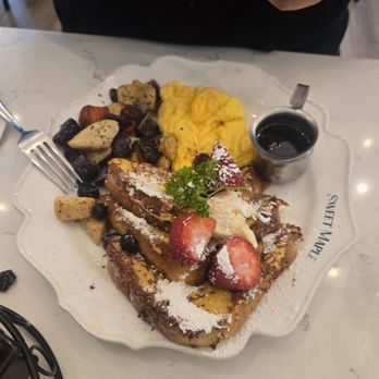 Sweet Maple - French toast breakfast - American Near Me - San Francisco, California Sweet Maple - French toast breakfast - American Near Me - San Francisco, California