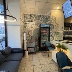 Krispy Chickpea - Checked out this new Chicken Shop. Excellent selection & great service.  Posted 08/31/25