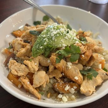 Provecho - Chili Lime Chicken and Sweet Potato Bowl - Mexican Near Me - Salado, Texas