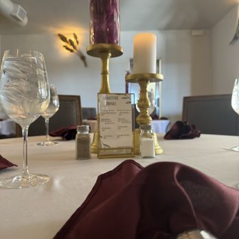 Tirrito Farm - The ambience - Wine Bars Near Me - Willcox, Arizona