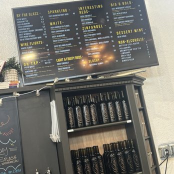 Christopher Cellars - Wine Tasting Room Near Me - Elk Grove, California